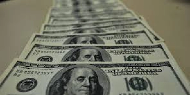 Crise de 2008 resultou em desindustrialização e crise fiscal no Brasil