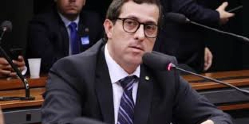 Gervásio votou para prorrogar Auxílio Emergencial até dezembro
