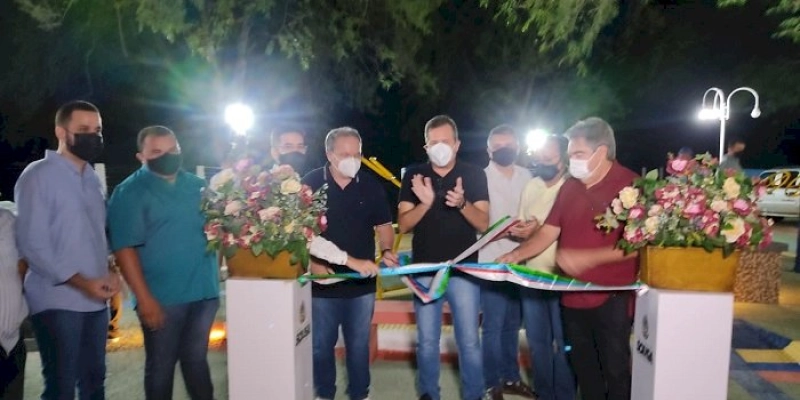 Prefeito Fábio Tyrone inaugura praça no Acampamento Federal de São Gonçalo