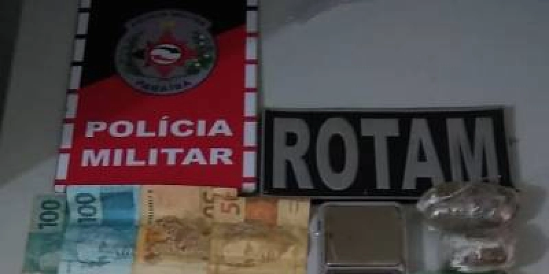 Polícia desarticula esquema de tráfico, apreende drogas e prende suspeita