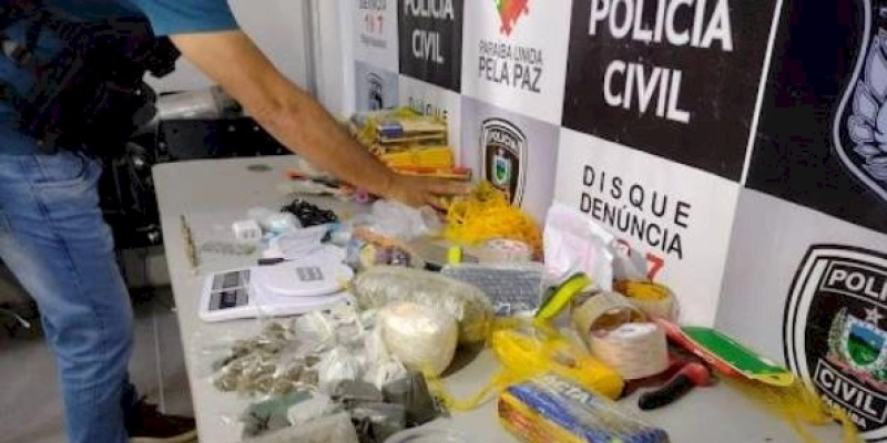 DRF apreende maconha, celulares e até estimulante sexual que seriam arremessados para dentro de Presídio