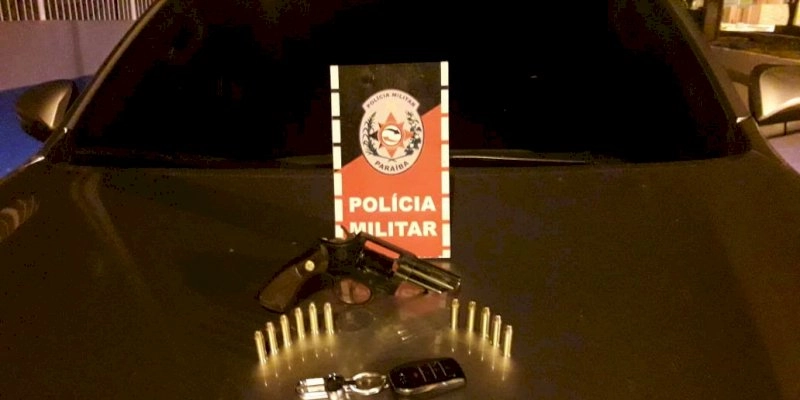 Polícia prende motorista de carro de luxo que estava armado e com sinais de embriaguez