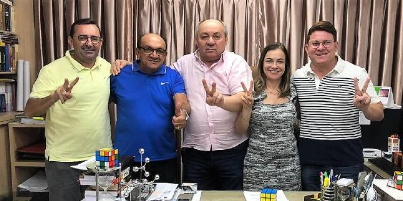 Big fone toca, assessor treme, e Tyrone quer detentores de cargos na disputa para vereador em Sousa; Partidos se fortalecem