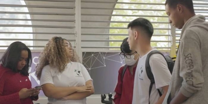 SESI e Futura lançam séries sobre a EJA e a implementação do Novo Ensino Médio