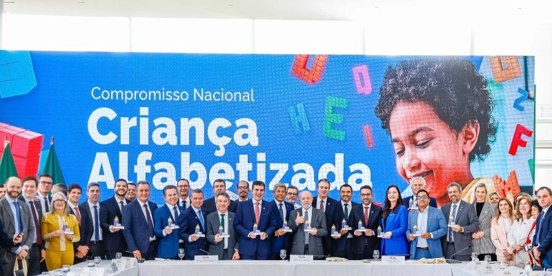 Paraíba atinge meta e índice de crianças alfabetizadas na idade certa é melhor do que antes da pandemia