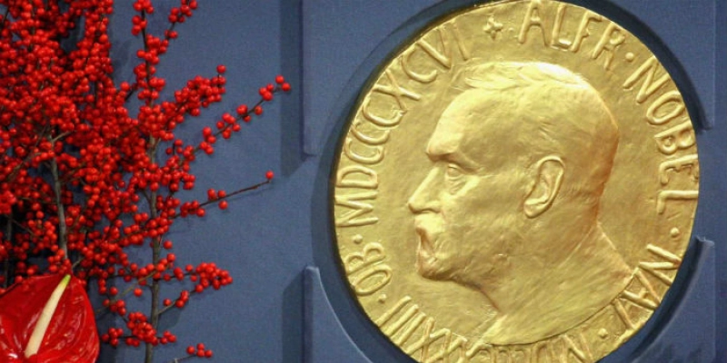 Nobel da Literatura de 2018 é adiado após escândalo sexual