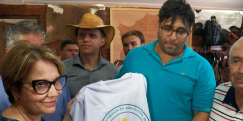 Incra/PB - Conselho que reúne entidades de assentados e agricultores familiares encontra ministra do Mapa na PB