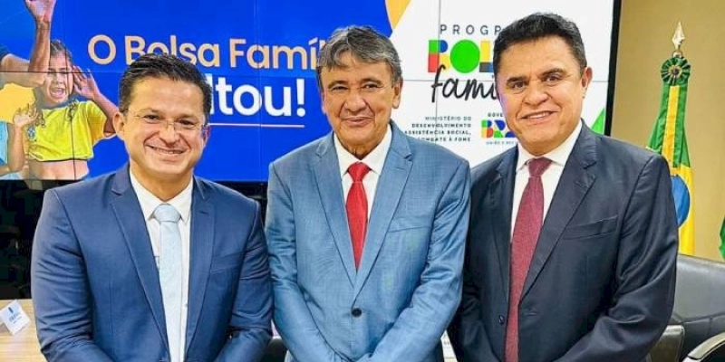 A convite do ministro Wellington Dias, deputado Wilson Santiago integra comitiva em agenda na Paraíba