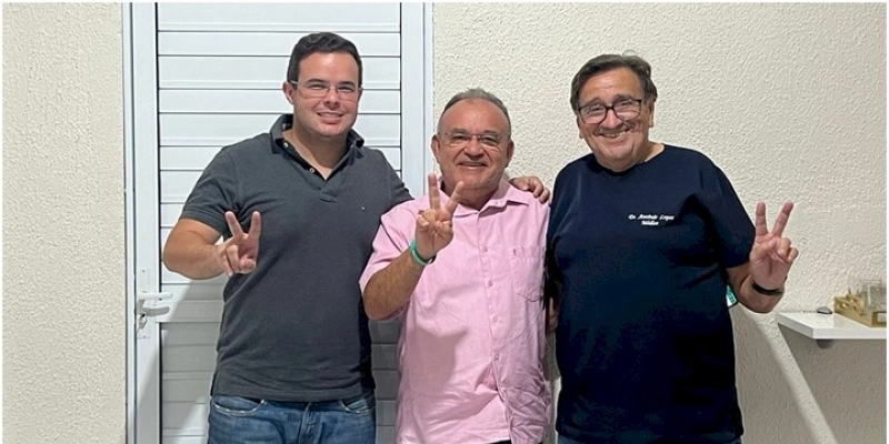 O médico Coremense Dr. Ruan foi fundamental na união política do grupo do Prefeito Irani Alexandrino e do ex- Prefeito Antônio Lopes