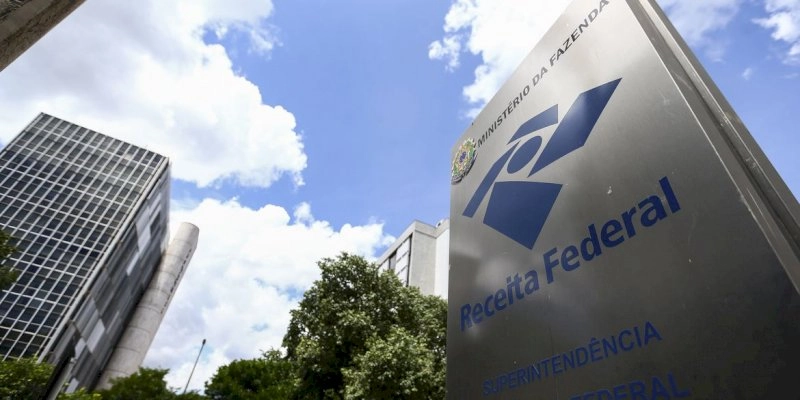 Receita Federal abre amanhã consulta para lote residual de restituições