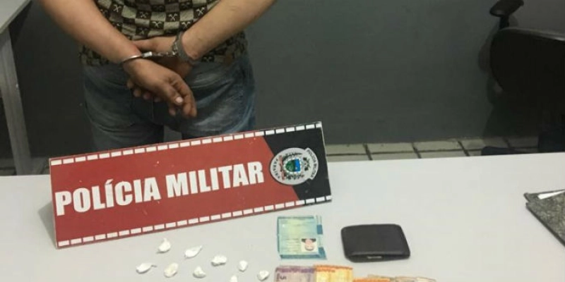 Polícia prende Homem com cocaína nesta quarta-feira no Sertão; Veja