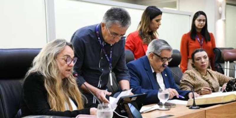 Comissão da AL aprova projeto que obriga instalação de câmeras de monitoramento em asilos