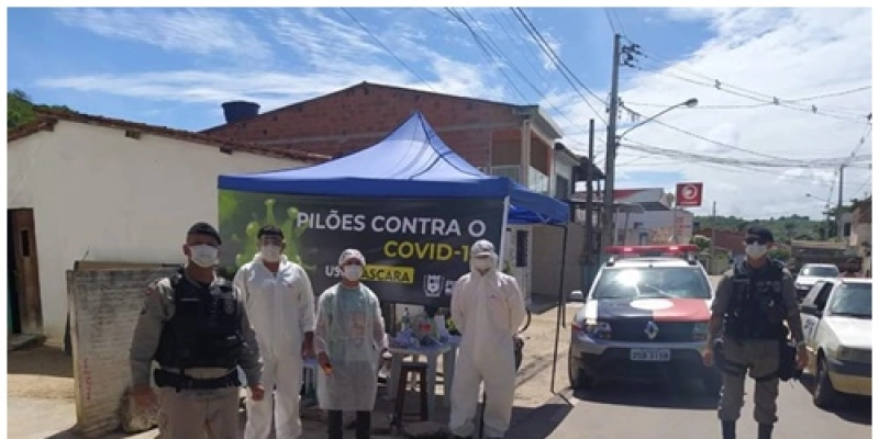 Policiais militares participam de Força-Tarefa que realiza barreiras sanitárias em cidades da região