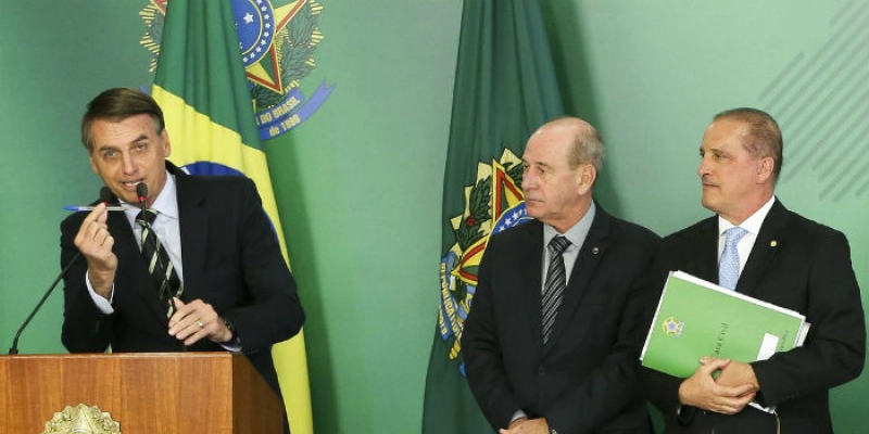 Presidente rebate críticas ao decreto da posse de armas