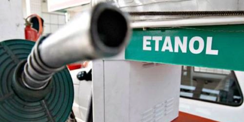Mais de 40% do preço do etanol é de impostos e margem de distribuidores e postos