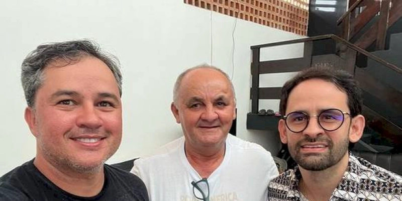 Prefeito Dr. Athaíde Diniz tem aprovação de 83% no município de Lastro