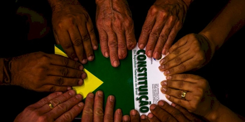 Marcada pela participação popular, Constituição completa 35 anos