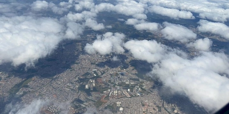 Avião com servidores do Governo Estadual desaparece no Paraná