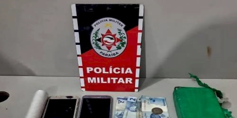 Polícia desarticula ponto de venda de drogas que seria comandado por mulheres