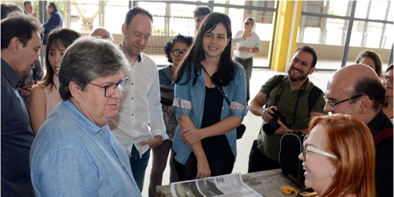 João Azevêdo visita obras de instalação do Memorial Abelardo da Hora