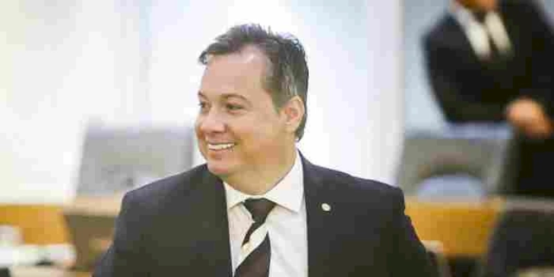 ALPB aprova projeto de lei de Júnior Araújo para incentivar protagonismo feminino na ciência
