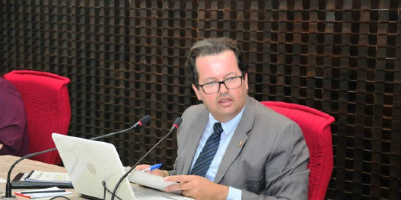 TCE publica decisões singulares com prazo de 10 dias para OSs apresentarem contas do semestre/2019