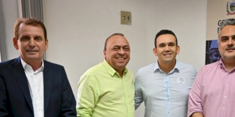 Chico Mendes participa de reunião com o Secretário Jhony Bezerra, e debate temas importantes sobre a saúde de Cajazeiras