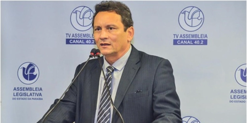 Prefeito de Brejo do Cruz vence o covid-19, recebe alta e deve voltar à Paraíba nos próximos dias 