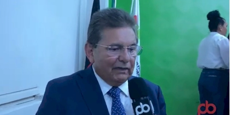 Adriano Galdino reconhece atitude do Governador, João Azevedo na PB em implantar modelo da Educação testado e aprovado no Ceará; Vídeo 