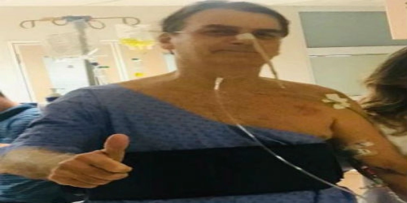 Bolsonaro está com pneumonia, mas permanece na unidade semi-intensiva