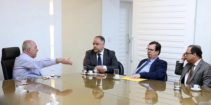 CNJ busca parceria com governadores para modernizar prisões