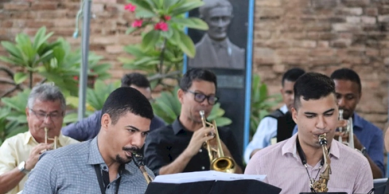 Música no Centro retorna nesta quarta-feira com Quarteto de Trombone JP-Bone, Izadora França e Lucas Bojikian