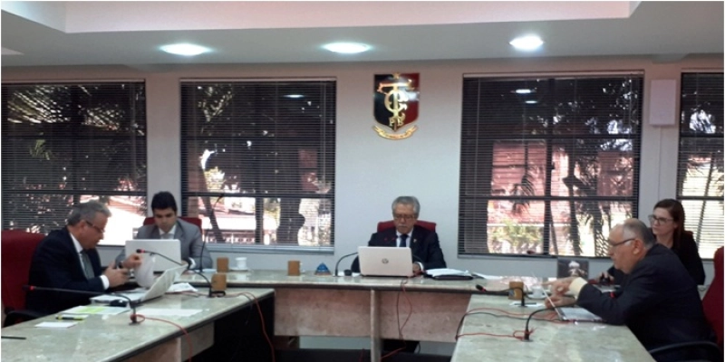 TCE referenda cautelares e mantém suspensas licitações em duas prefeituras paraibanas por restrições à competitividade