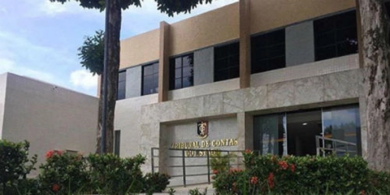 TCE trata como “mentira deslavada” encontro para apresentação de dossiê destinado a intimidá-lo