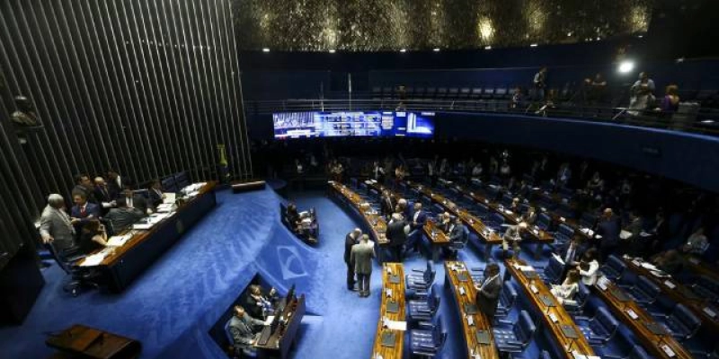Senado deve concluir terça-feira votação de mudanças na Previdência