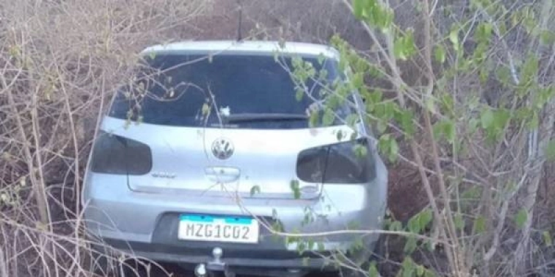 Polícia Militar recupera veículo utilizado em homicídio, na cidade de São José de Piranhas