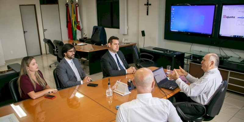 TCE-PB recebe representantes do TJ-PB e apresenta ferramentas de controle que utilizam Inteligência Artificial