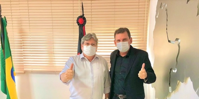 Chico Mendes se encontra com João Azevedo, e faz reivindicação de obras para São José de Piranhas 