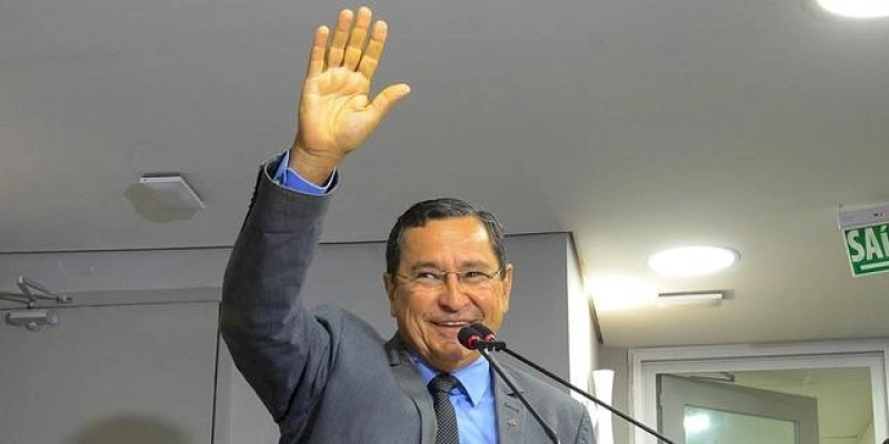 Deputado Anísio Maia solicita que MP investigue atuação da Prefeitura de CG pelo uso do “Kit Covid” no tratamento de pacientes