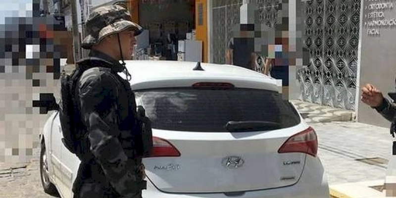 Ação da Polícia Militar apreende, em Pombal, automóvel com sinais de adulteração