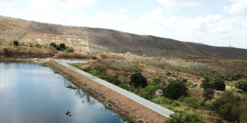 Governo do estado conclui obras de manutenção de barragens em Uiraúna e Aguiar