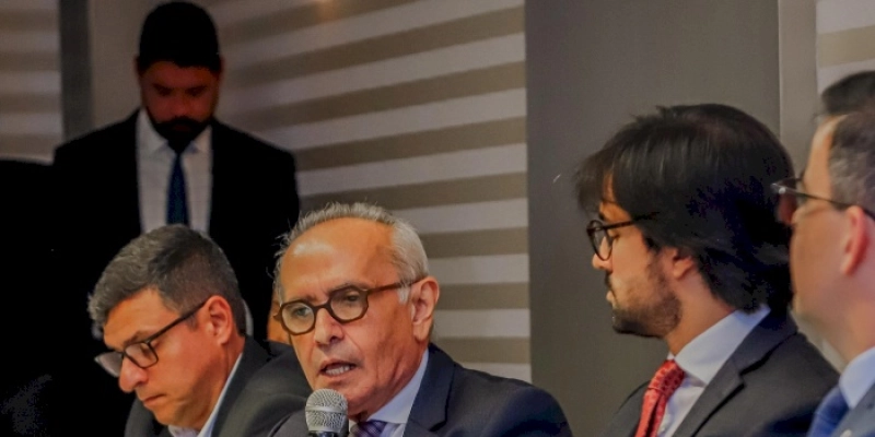 Cícero Lucena assina Termo de Cooperação com TJPB que prevê execução fiscal de dívidas tributárias