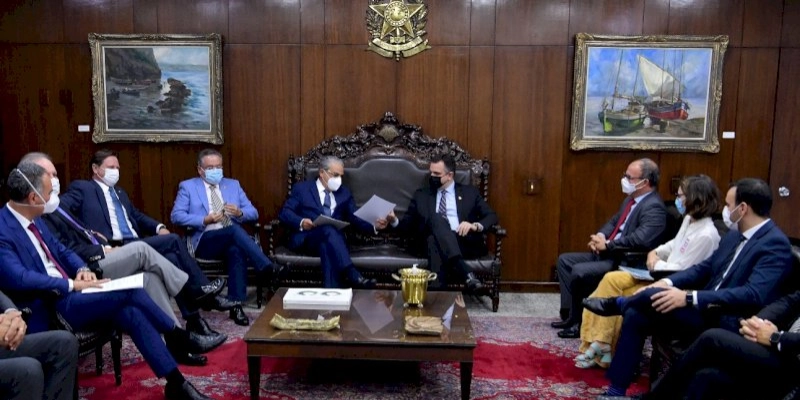 Reforma tributária ampla une indústria, membros dos Fiscos, Estados, especialistas e sociedade civil