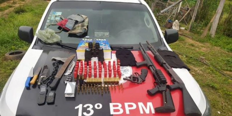  Operação Divisa Segura: PM prende suspeito de integrar grupo criminoso, apreende três armas de fogo e mais de 200 munições