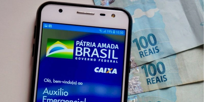 Trabalhadores nascidos em outubro podem sacar auxílio emergencial