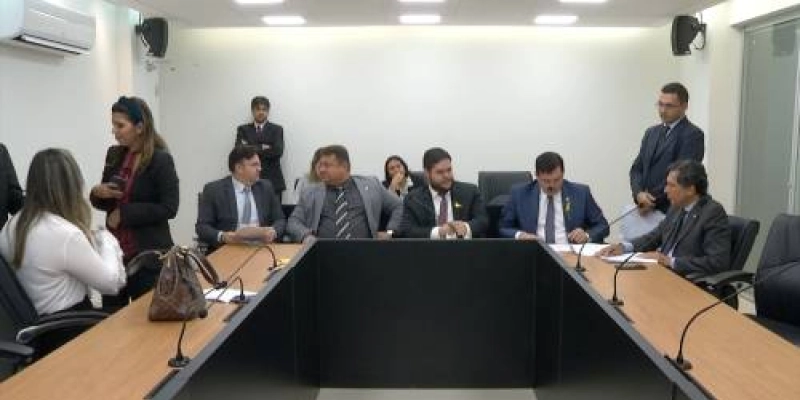 Comissão aprova PEC que amplia participação popular no Legislativo paraibano
