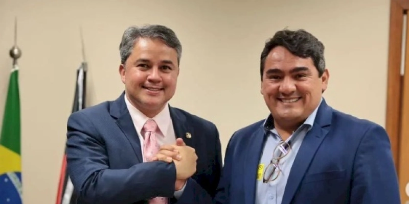 Lucas Ribeiro se reuni com o senador Efraim Morais em Brasília 