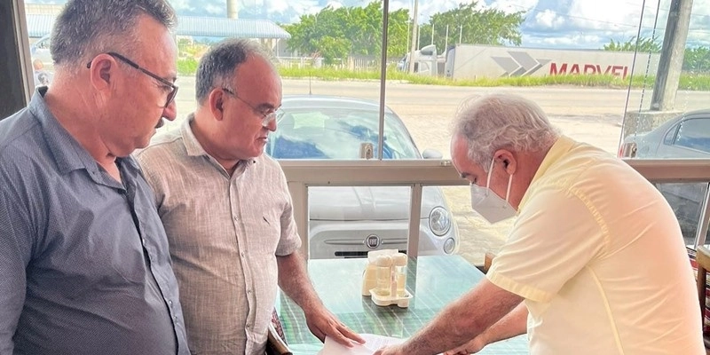 Vereador Zé Buriti consegue emenda de R$ 82 mil com o Deputado Inácio Falcão para compra de um veículo destinado a Saúde de Coremas