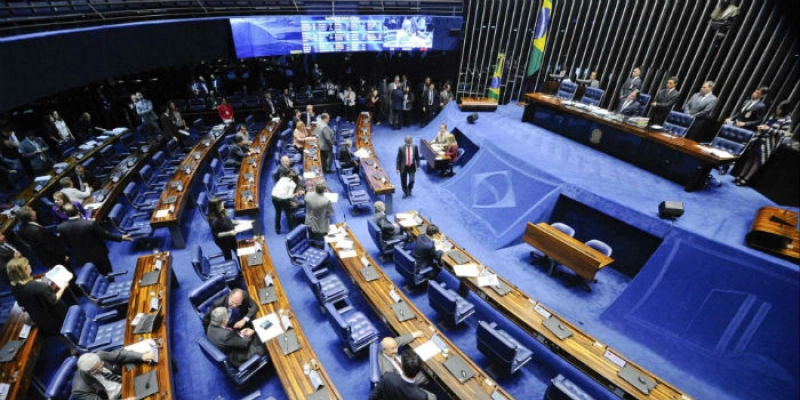 Dos 54 senadores que disputarão eleição, 23 são investigados na Lava Jato