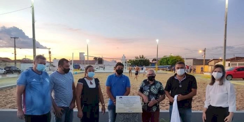 Nova Praça com equipamentos de lazer e esportes é inaugurada no Centro Social Urbano, em Sousa